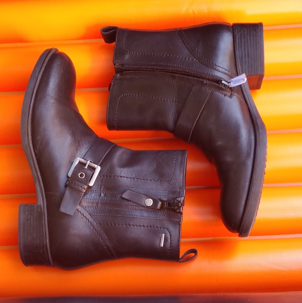 Leather Geox Booties